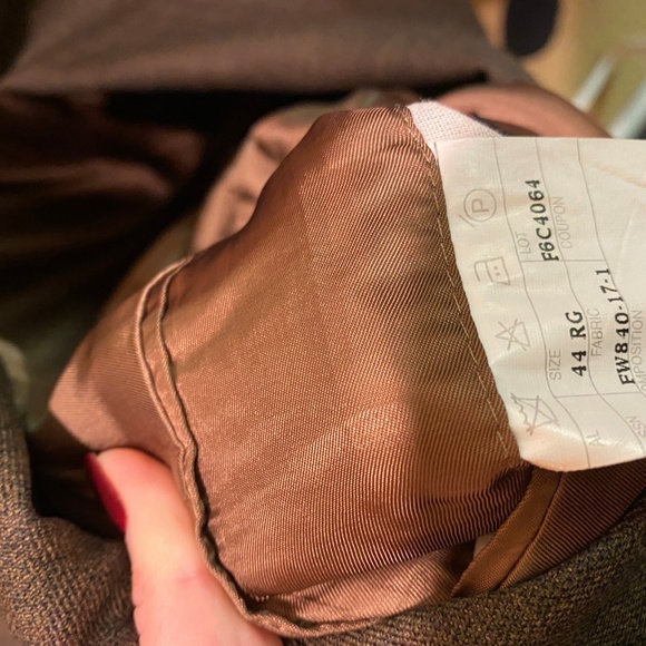 Jos. A. Bank Men's Sport Coat Size 44R - Picture 5 of 5